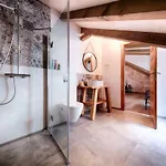 Βίλα Stone Lemon With Pool In