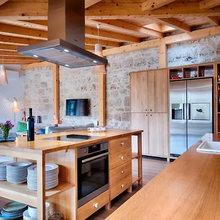 Stone Lemon With Pool In *